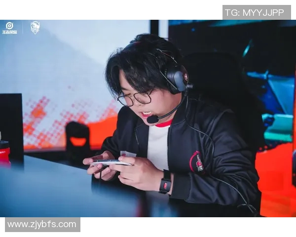 电竞新闻职业联赛特别报道V5逆袭之旅揭秘团队拼搏与战术创新的成功之道