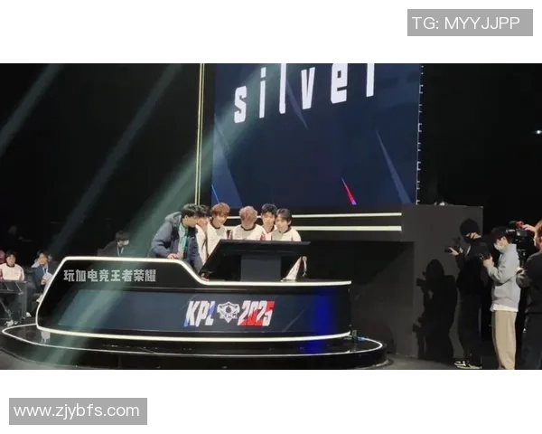 电竞新闻赛后复盘V5与JDG对决的速度分析与战术探讨